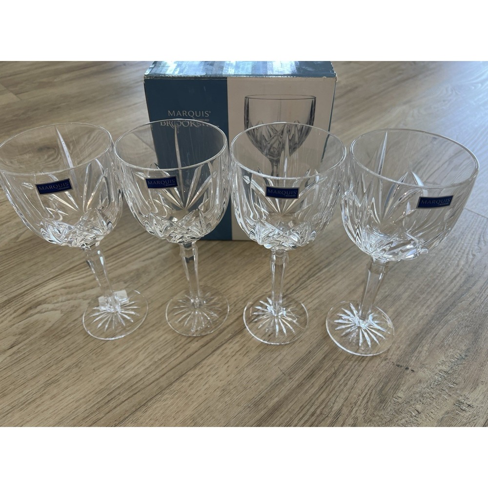Set of 4 Marquis by Waterford Brookside All Purpose Wine Glasses W/box